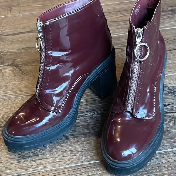 NWT Forever 21 Burgundy Wine Maroon patent combat Military zip up heel boots 7 - Picture 1 of 4